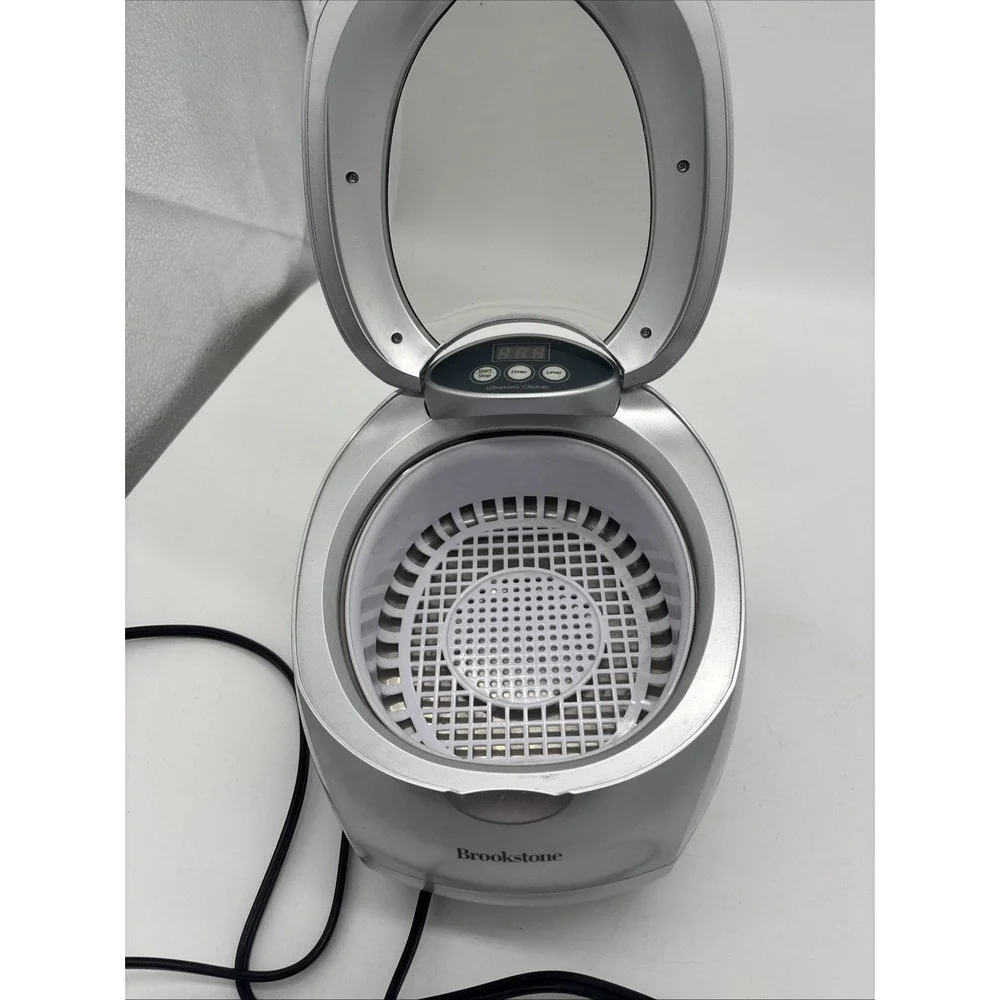 Brookstone Ultrasonic Jewelry DVD Cleaner Eyeglass Watches More Cleaner CD-7830A